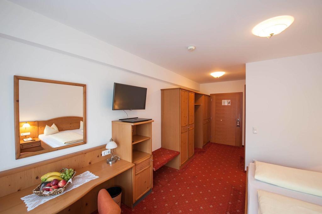 Hotel Juchhof Lermoos Ngoại thất bức ảnh